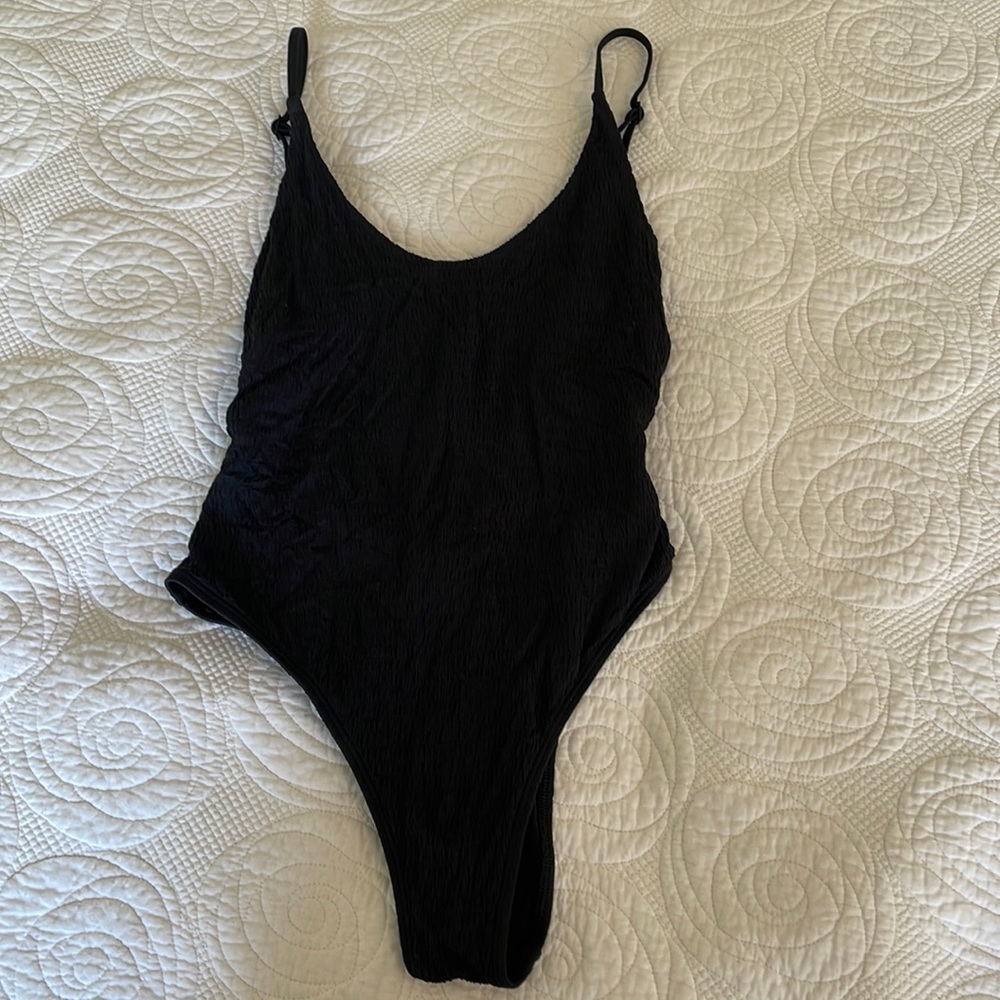 aerie cheeky scoop back one piece bathing suit size S